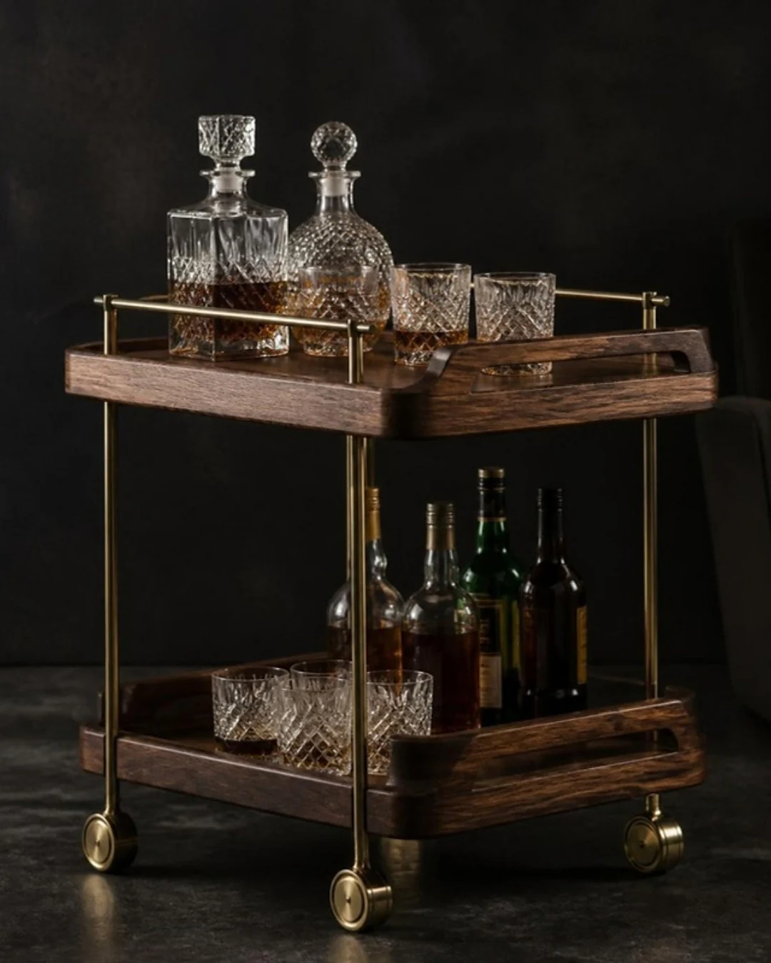 Bar Cart in Walnut and brass